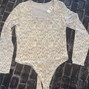 Express Patterned Cream Long Sleeve Bodysuit